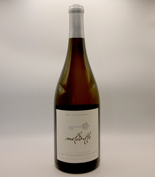 Elegant and precise, this single-vineyard Chardonnay opens with aromas of citrus blossom, white peach, and ripe orchard fruit layered with toasted hazelnut and flint. The palate is finely textured, balancing bright acidity with refined minerality and a delicate saline character. Barrel fermentation in large-format French oak and extended aging on fine lees add depth and complexity without overpowering the fruit. The finish is long and focused, showcasing the freshness and distinctive character of the Frontier Block.